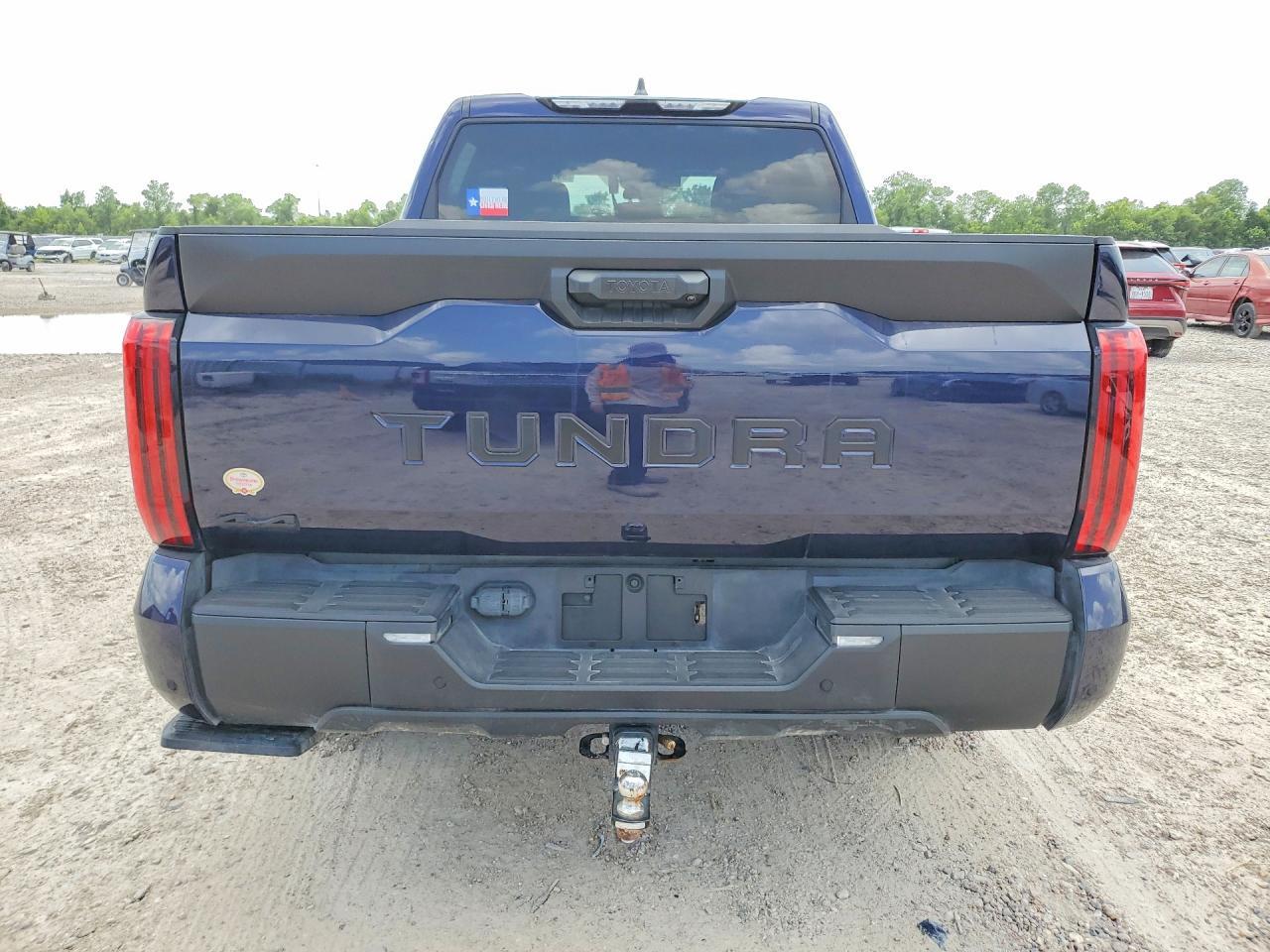2025 Toyota Tundra Sr5 - Image 6