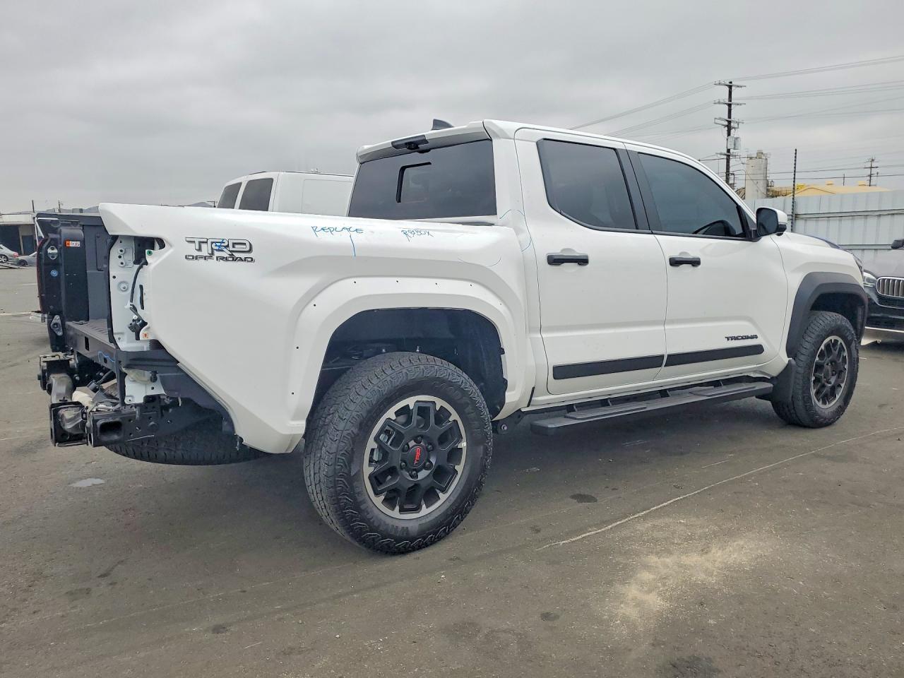 2026 Toyota Tacoma Trd Off-Road - Фото 3
