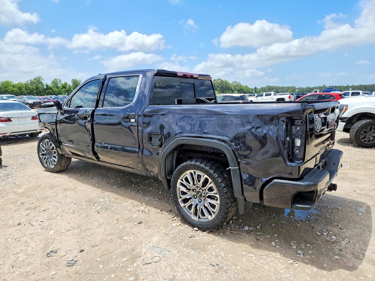 2023 GMC Sierra K1500 Denali Ultimate - Image 2