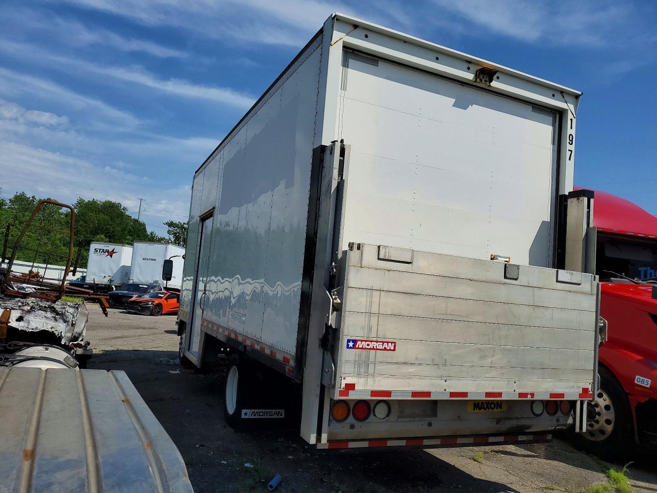 2019 Isuzu Npr Hd Box Truck Box Truck - Фото 2