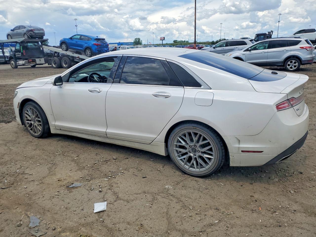 2019 Lincoln Mkz Reserve I - Image 2