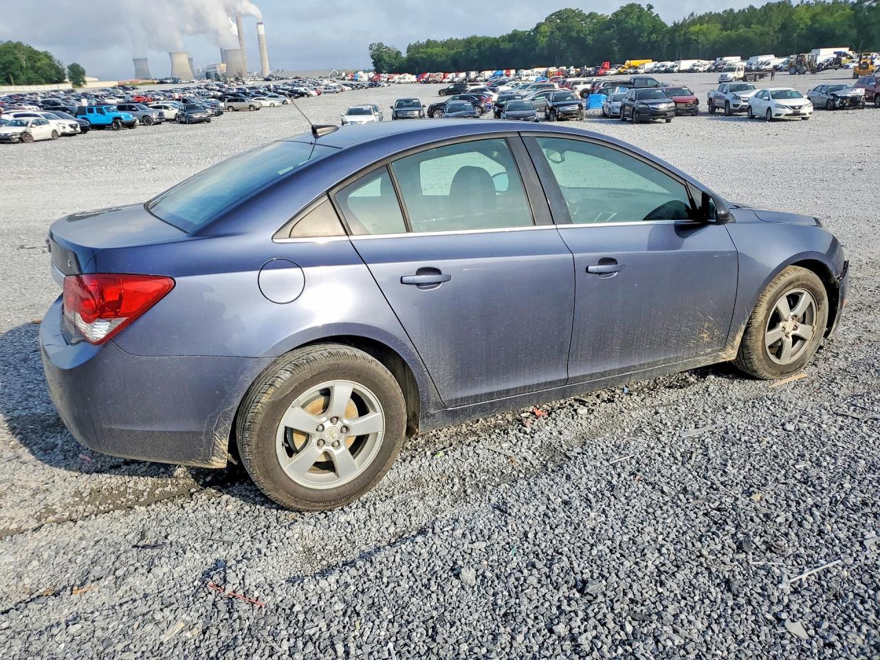2013 Chevrolet Cruze Lt - Image 3