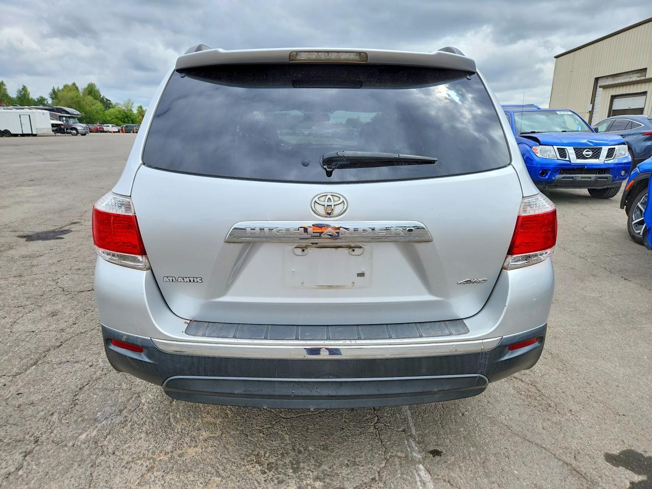 2011 Toyota Highlander Se - Фото 6