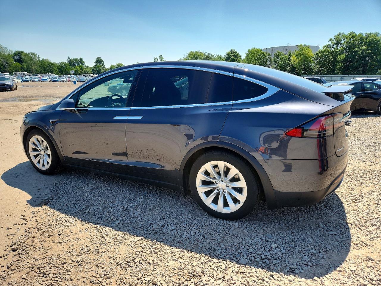 2018 Tesla Model X - Image 2
