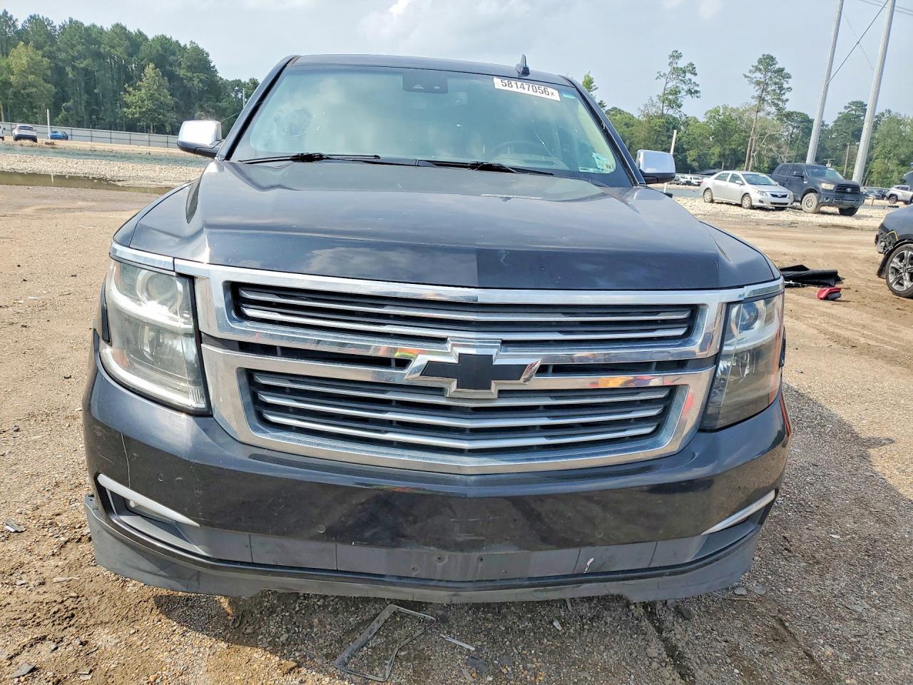 2018 Chevrolet Suburban K1500 Premier - Image 5