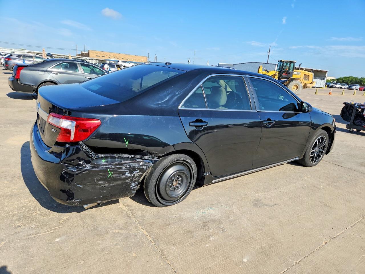 2012 Toyota Camry Xle - Фото 3