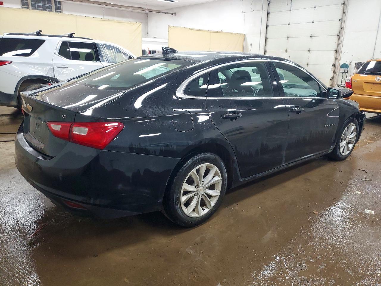 2024 Chevrolet Malibu Lt - Image 3