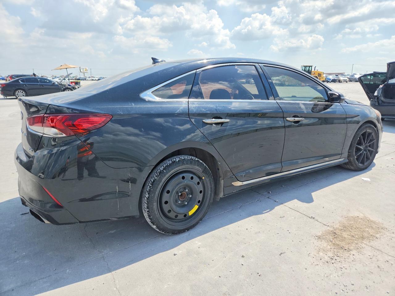 2018 Hyundai Sonata Sport 2.0T - Image 3