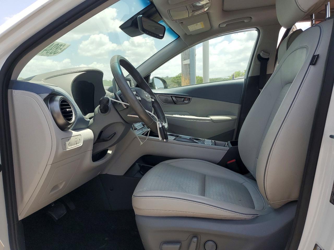 2021 Hyundai Kona Limited - Фото 7