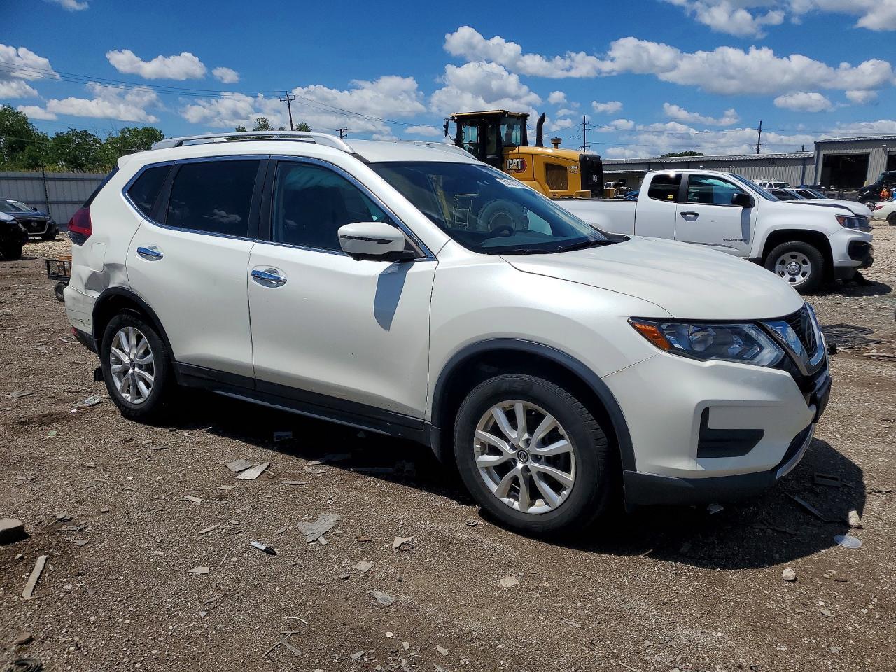 2018 Nissan Rogue Sv - Image 4