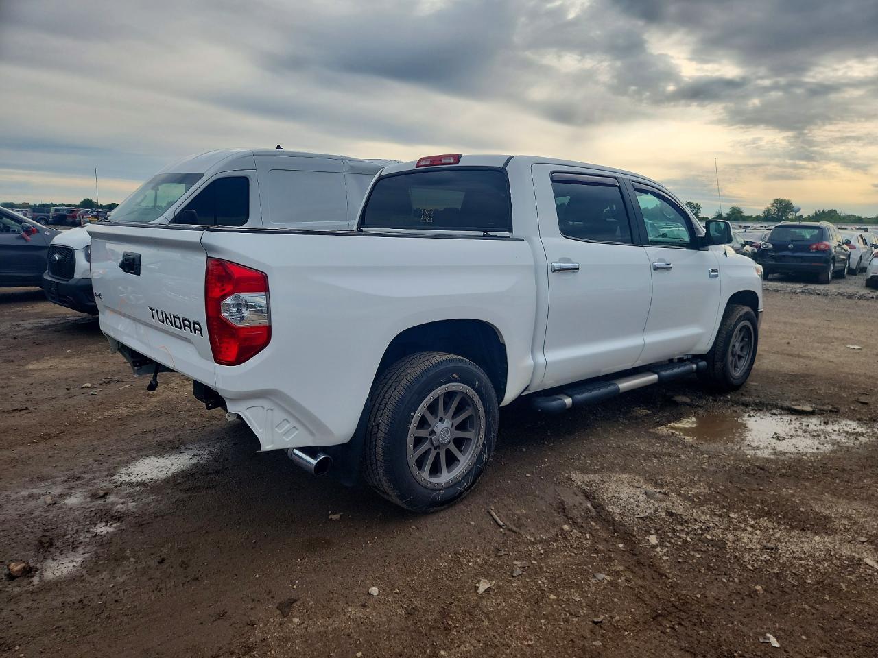 2019 Toyota Tundra 1794 Edition - Фото 3