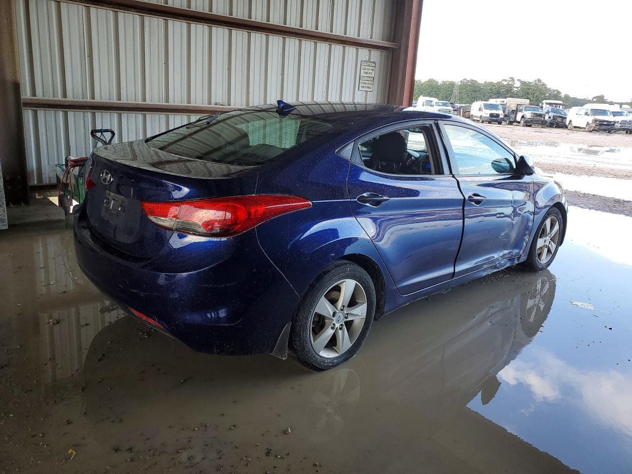 2012 Hyundai Elantra Gls - Фото 3