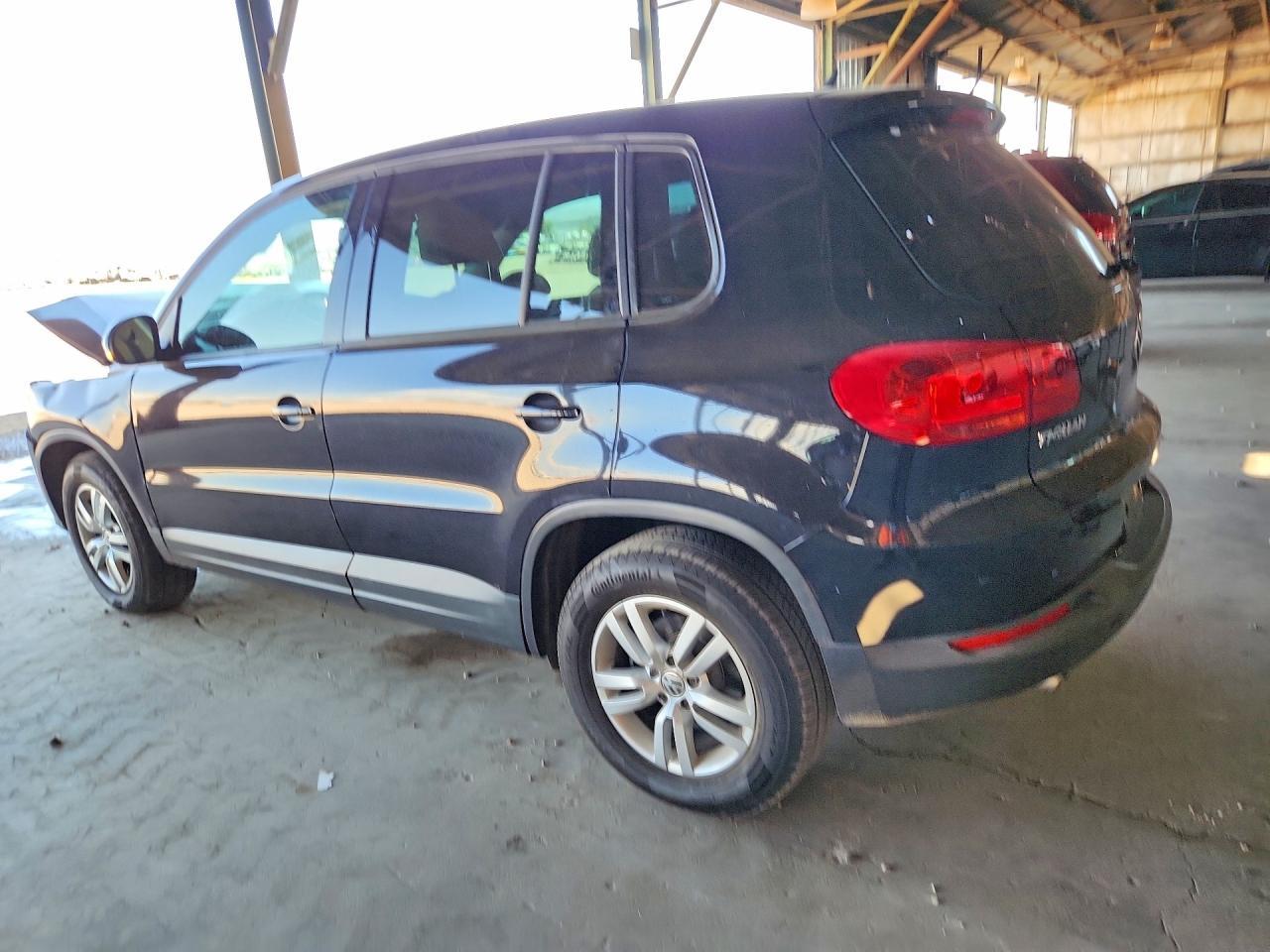 2012 Volkswagen Tiguan S - Фото 2