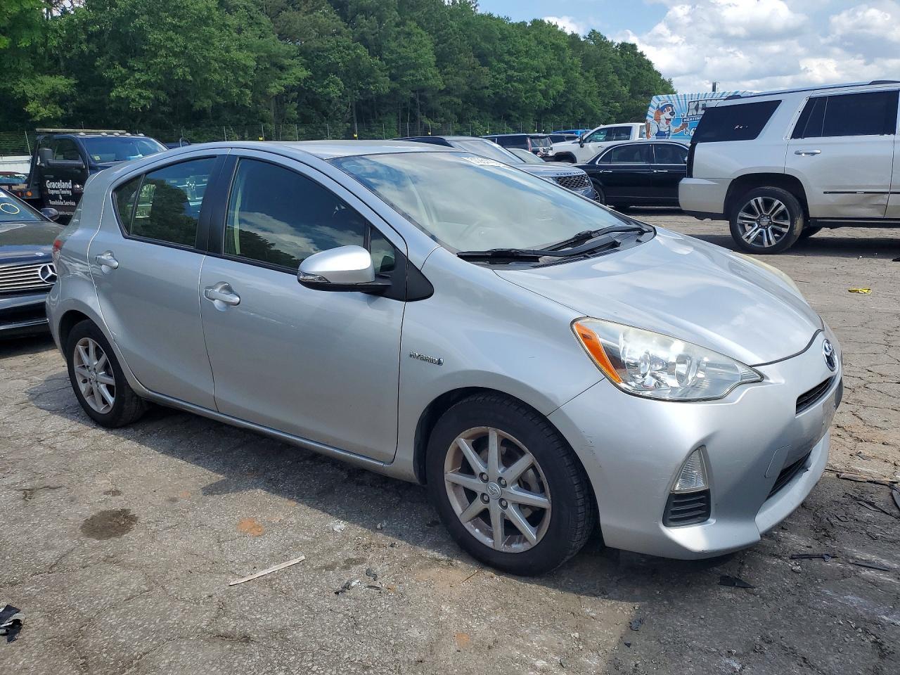 2013 Toyota Prius C Three - Фото 4