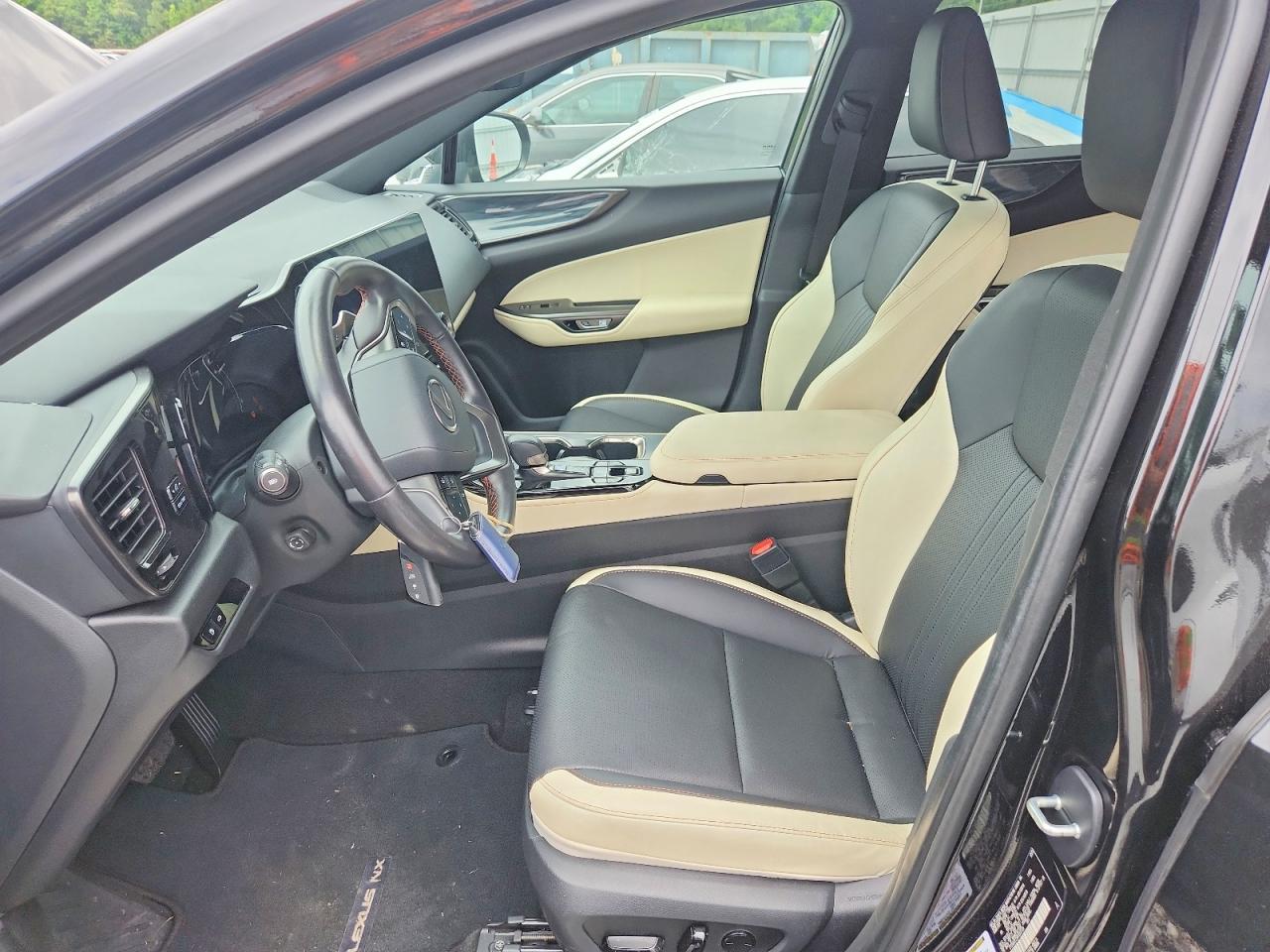2024 Lexus Nx 350 Premium - Image 7