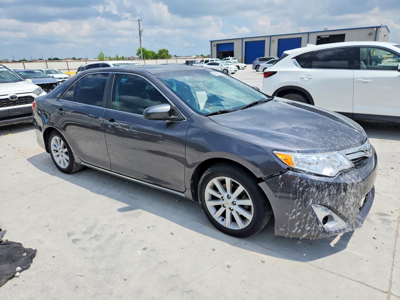2012 Toyota Camry Xle - Фото 4