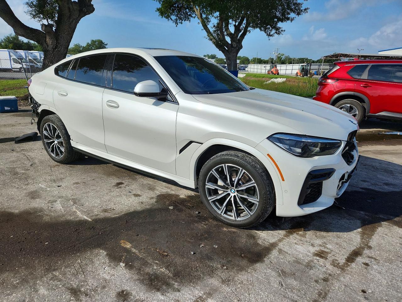 2023 BMW X6 xDrive40I - Image 4