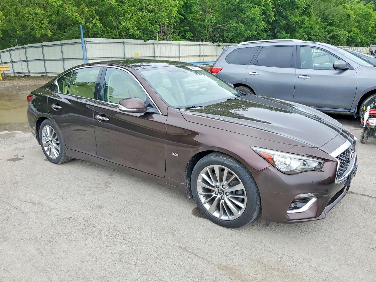 2019 Infiniti Q50 3.0T Luxe - Фото 4