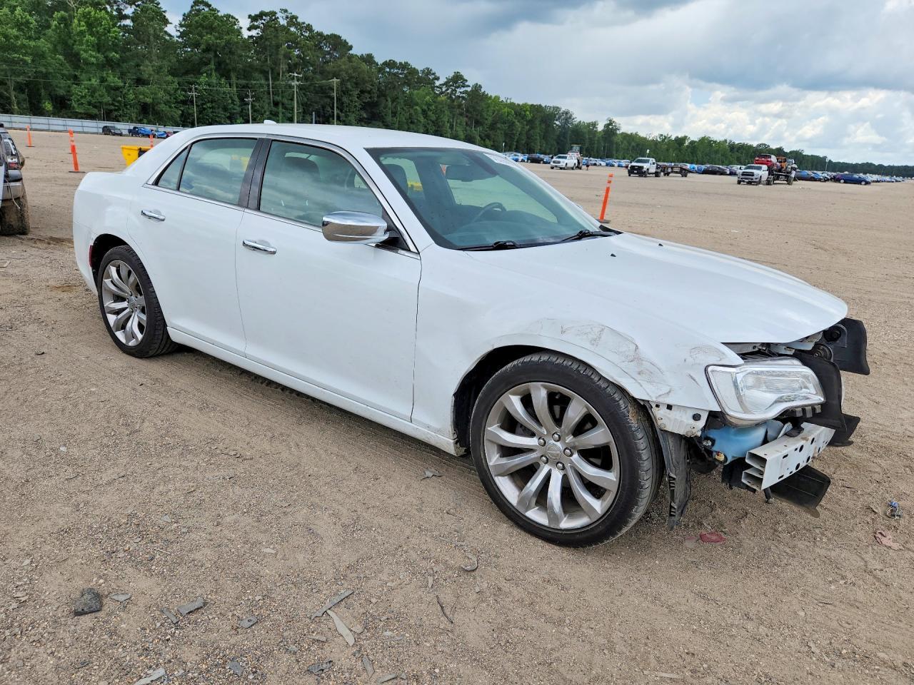 2018 Chrysler 300 Limited - Фото 4