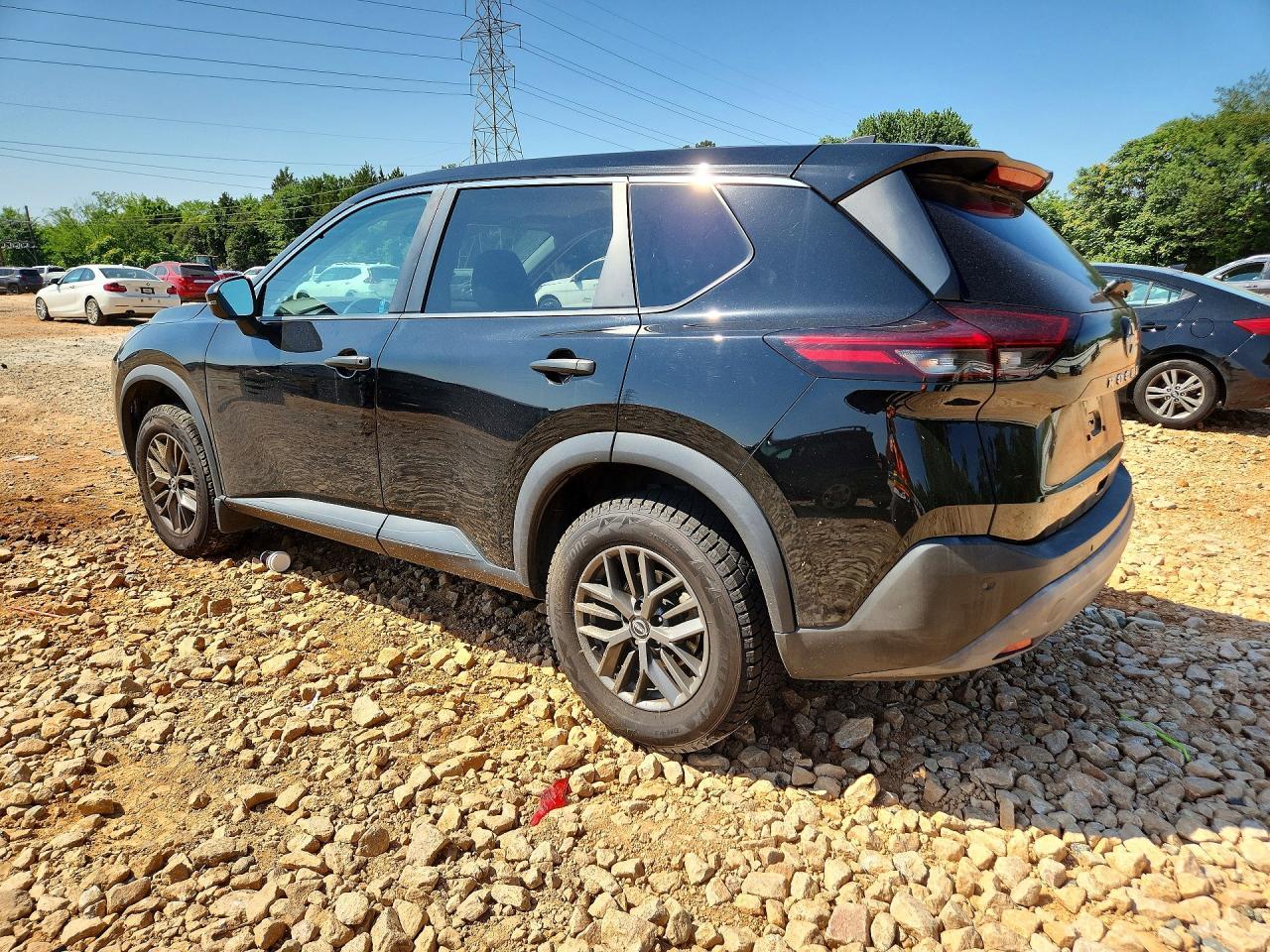 2022 Nissan Rogue S - Фото 2