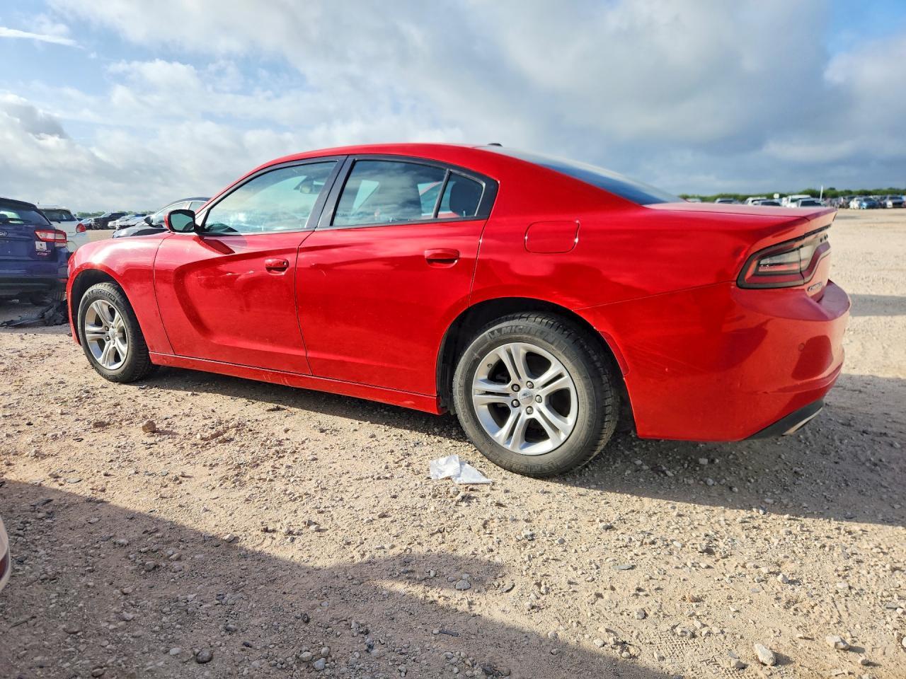 2022 Dodge Charger Sxt - Image 2