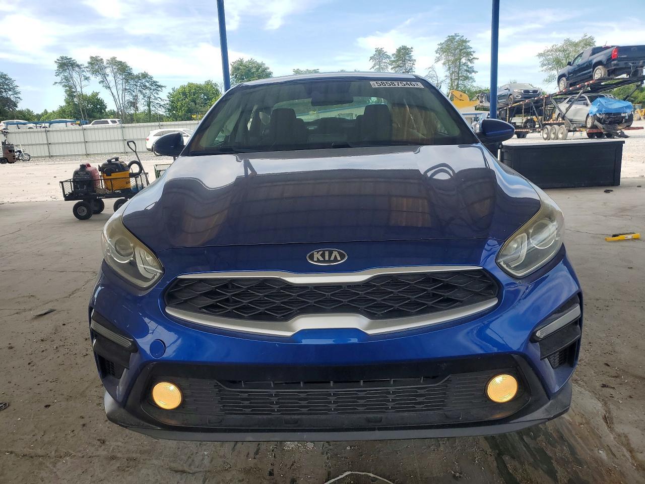 2019 Kia Forte Lxs - Image 5
