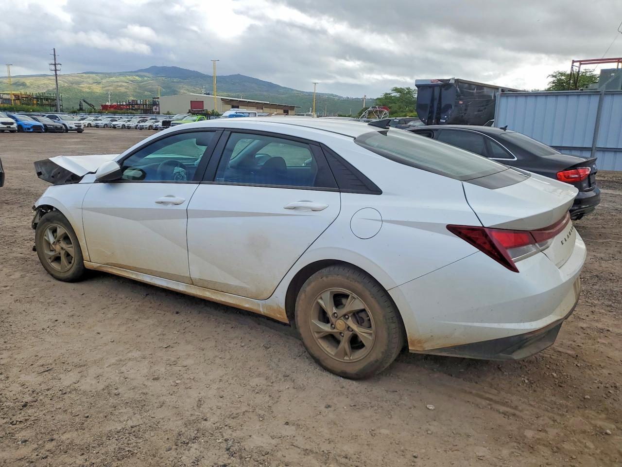 2022 Hyundai Elantra Se - Фото 2