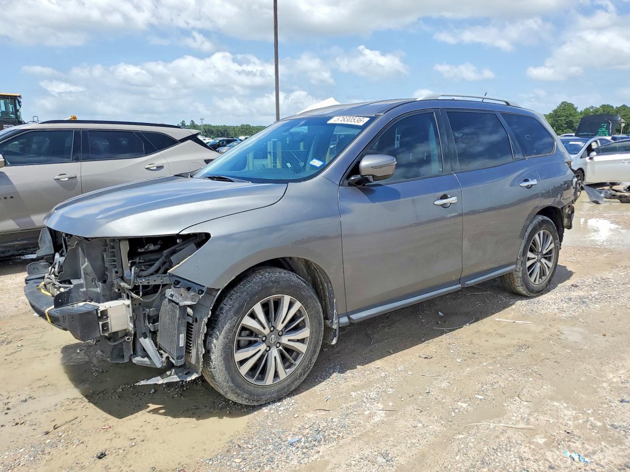 2017 Nissan Pathfinder S