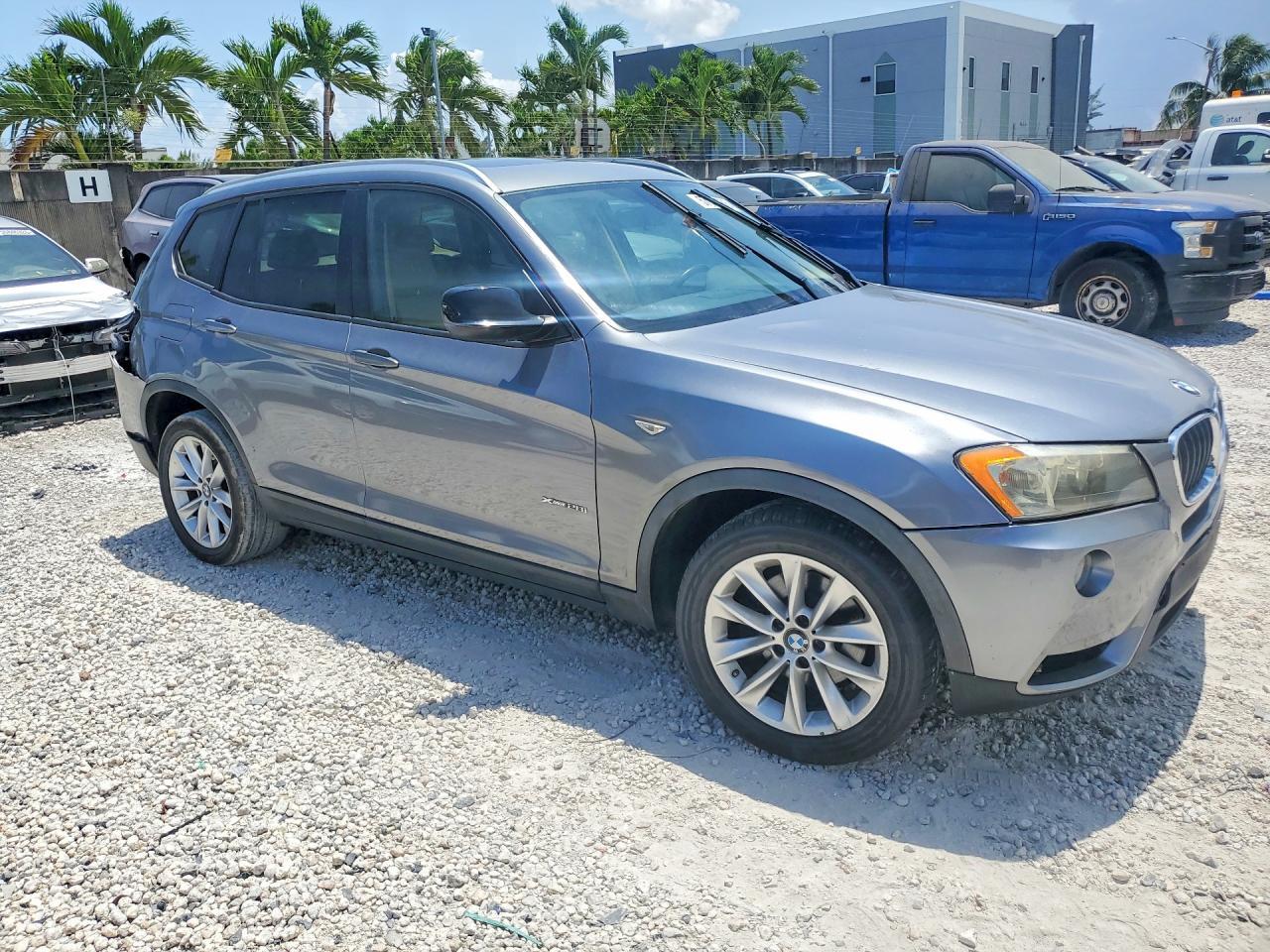 2014 BMW X3 xDrive28I - Image 4