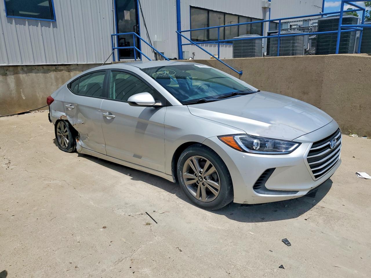 2018 Hyundai Elantra Sel - Image 4