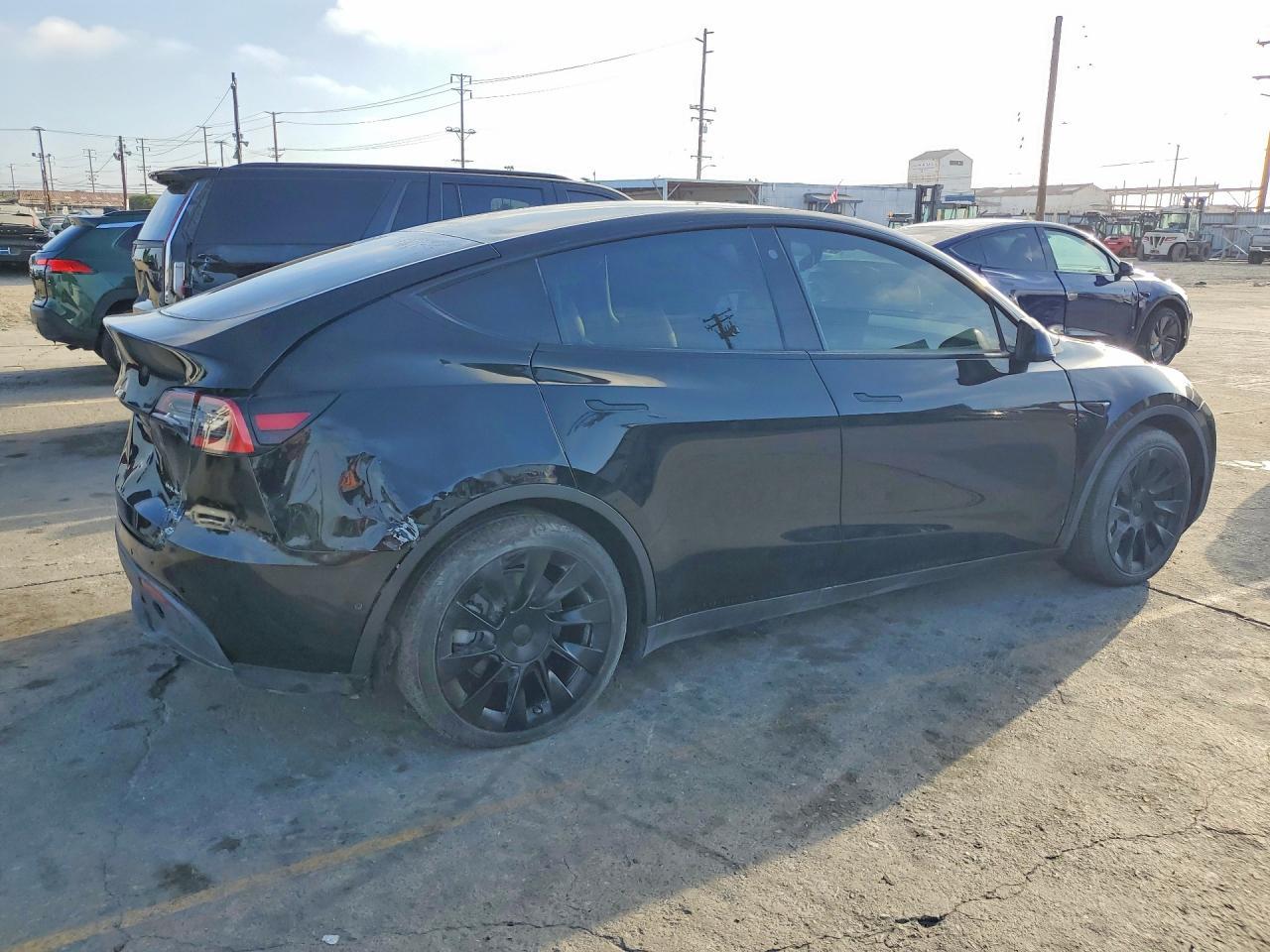 2021 Tesla Model Y - Image 3