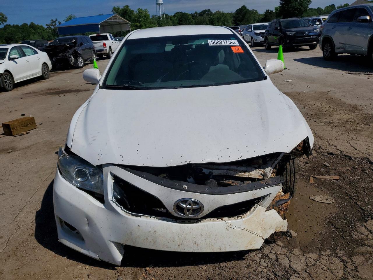 2010 Toyota Camry Base - Фото 5