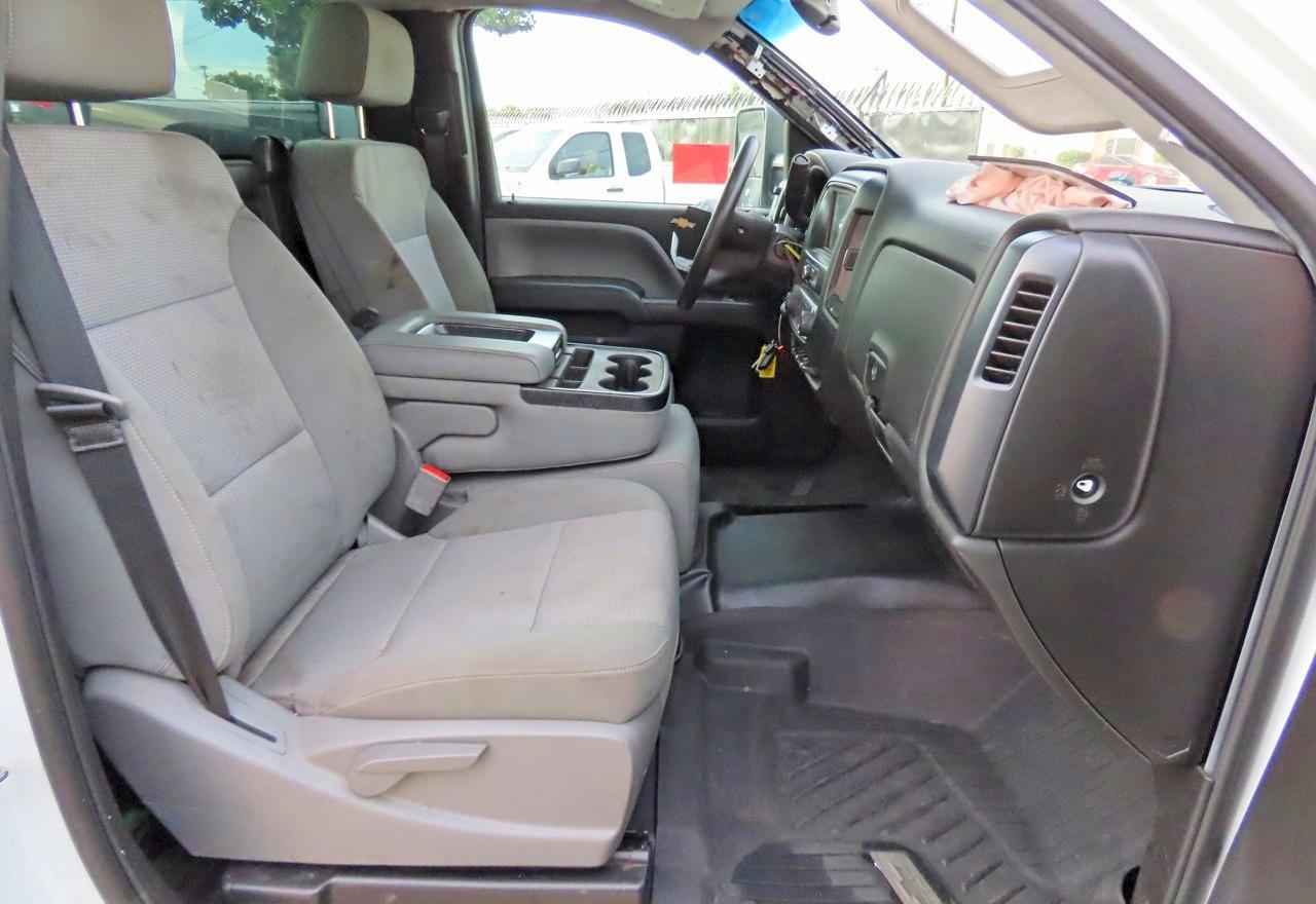 2018 Chevrolet Silverado C2500 Heavy Duty - Фото 5