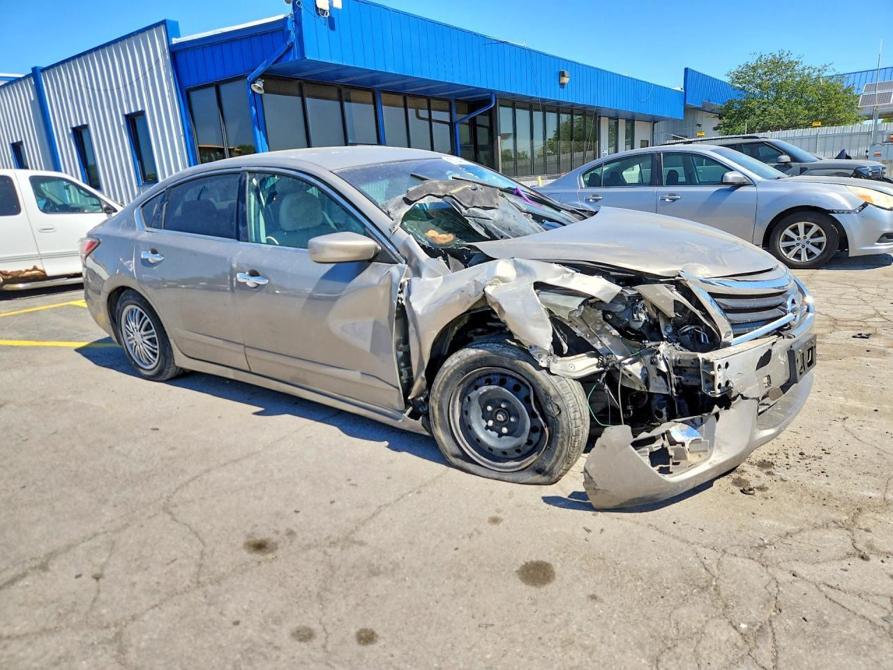 2015 Nissan Altima 2.5 S - Фото 4
