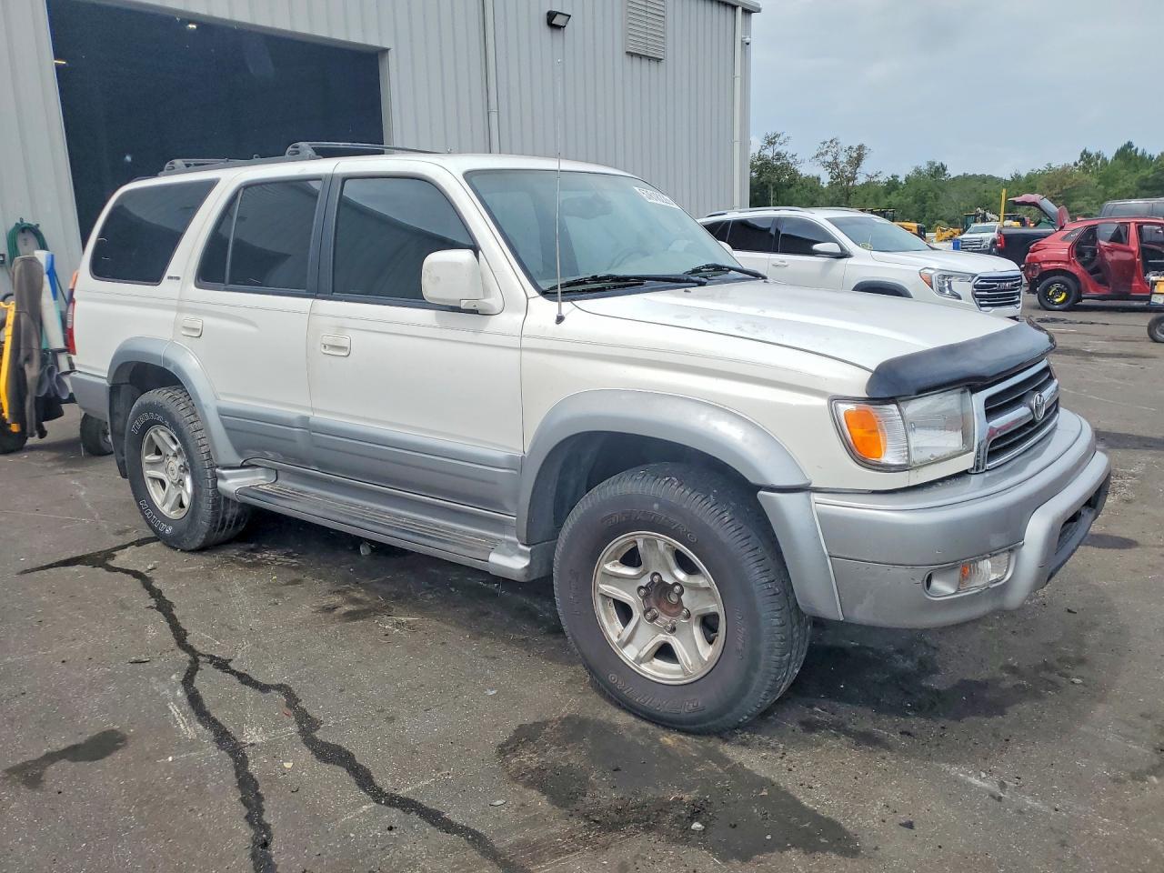 1999 Toyota 4Runner Limited - Image 4