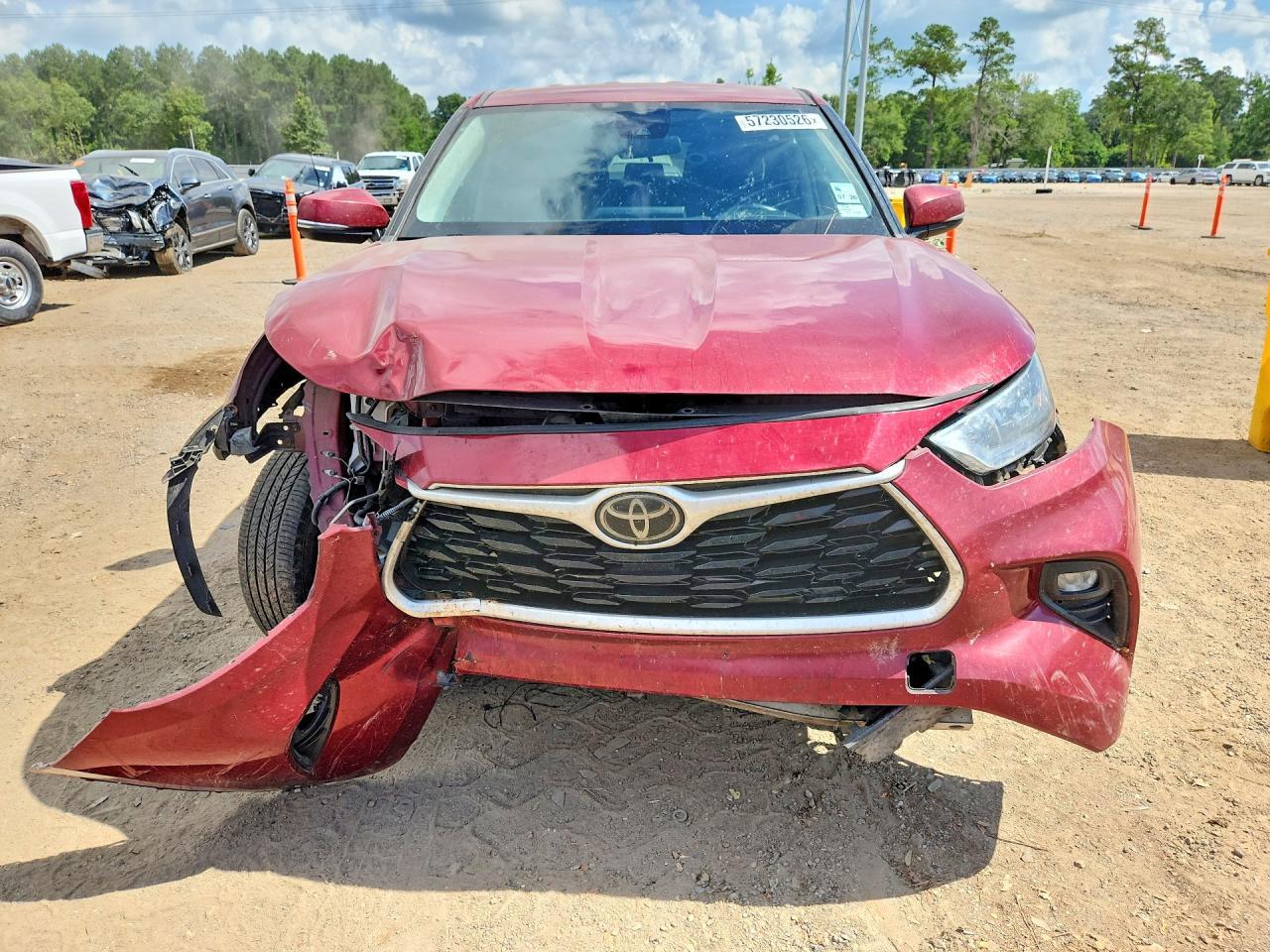 2020 Toyota Highlander Le - Image 5