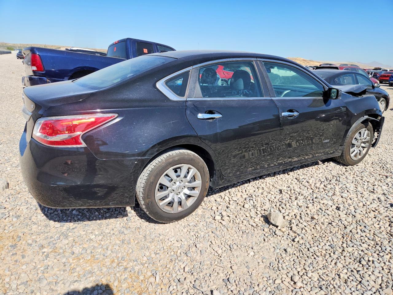 2015 Nissan Altima 2.5 S - Image 3