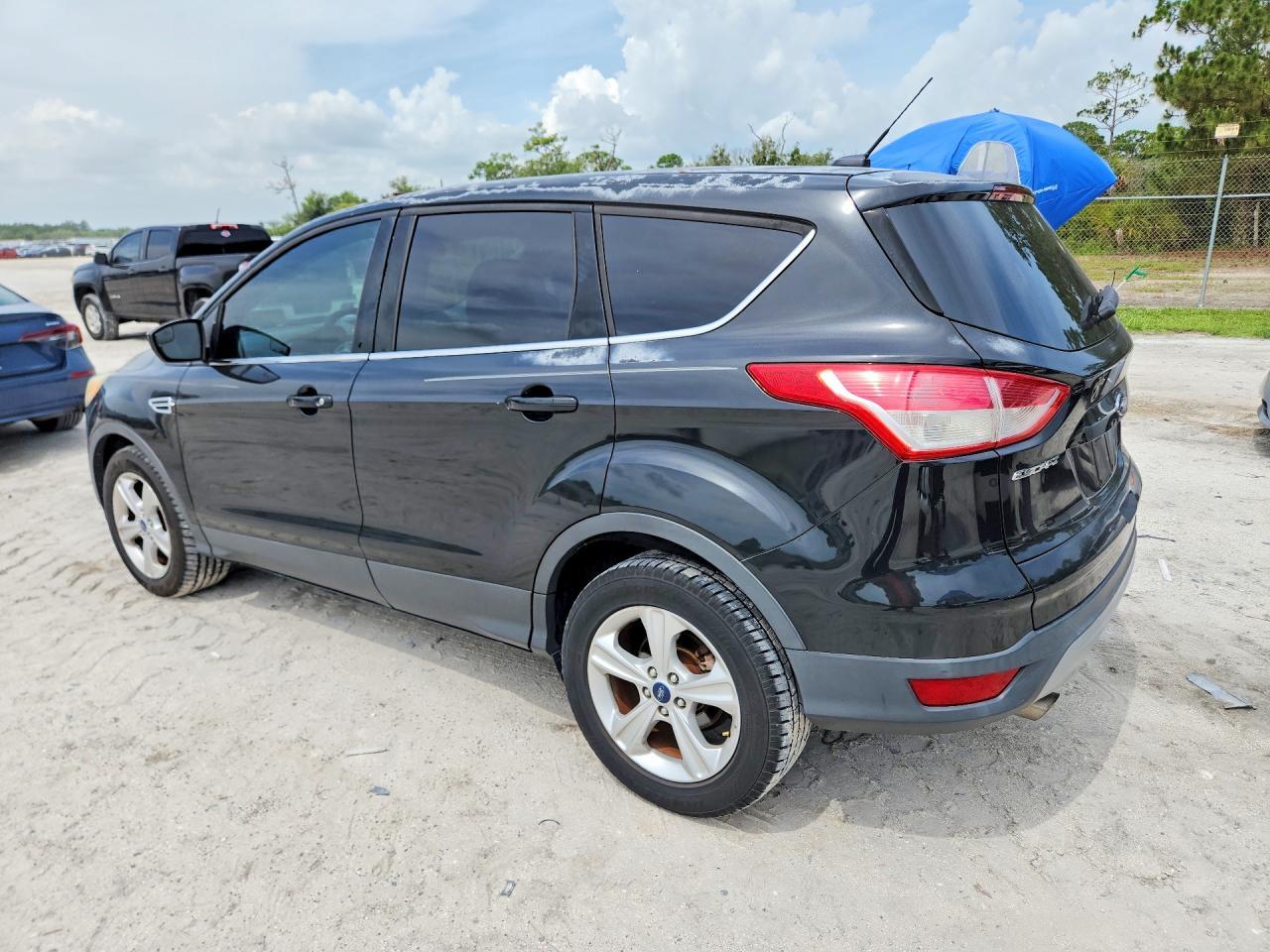 2014 Ford Escape Se - Фото 2