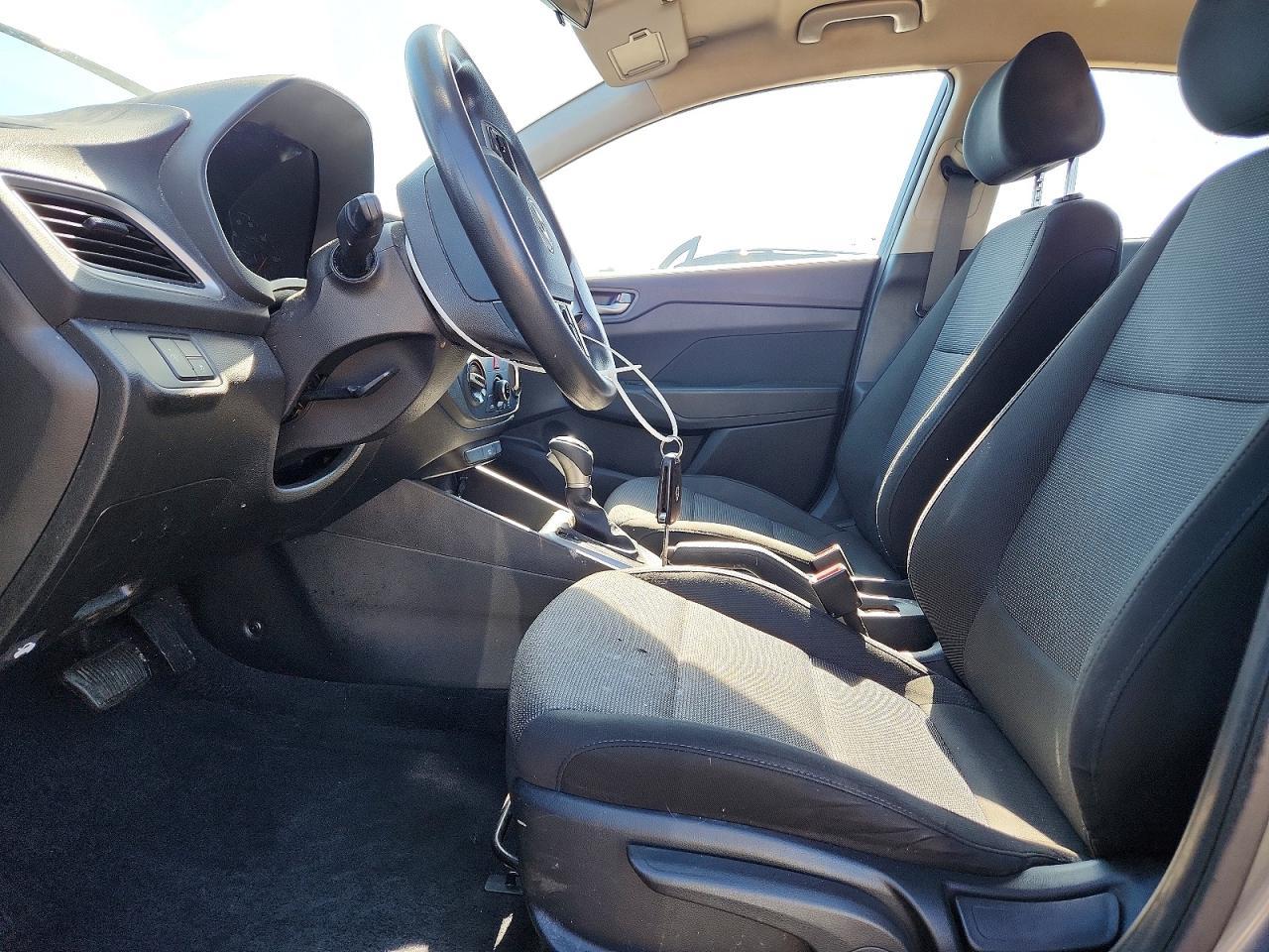 2019 Hyundai Accent Se - Фото 7