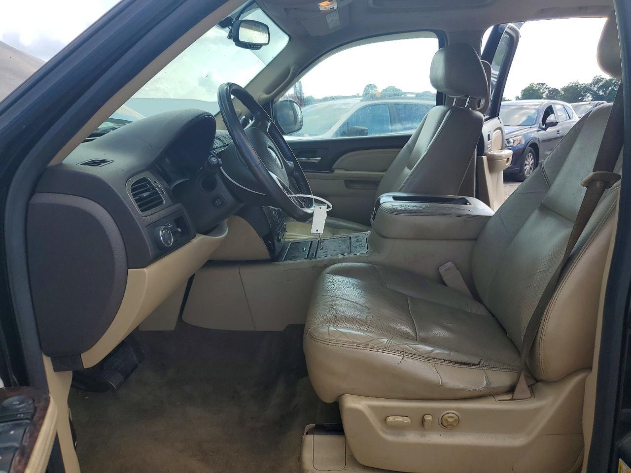 2010 GMC Yukon Denali - Фото 7