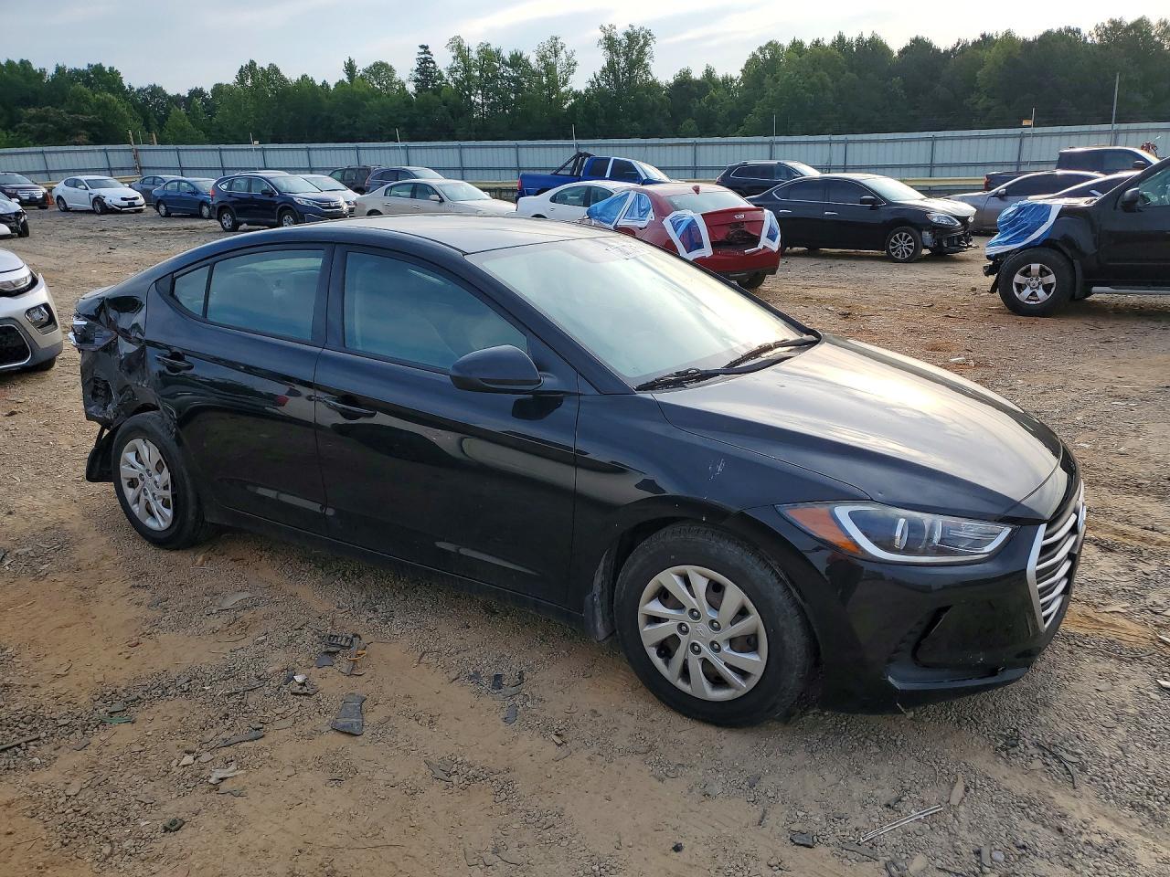 2018 Hyundai Elantra Se - Фото 4