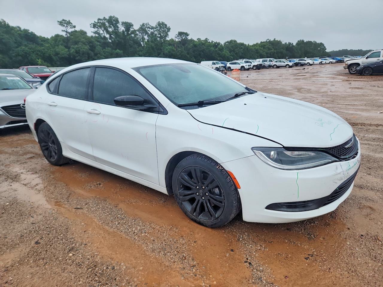 2017 Chrysler 200 Lx - Фото 4