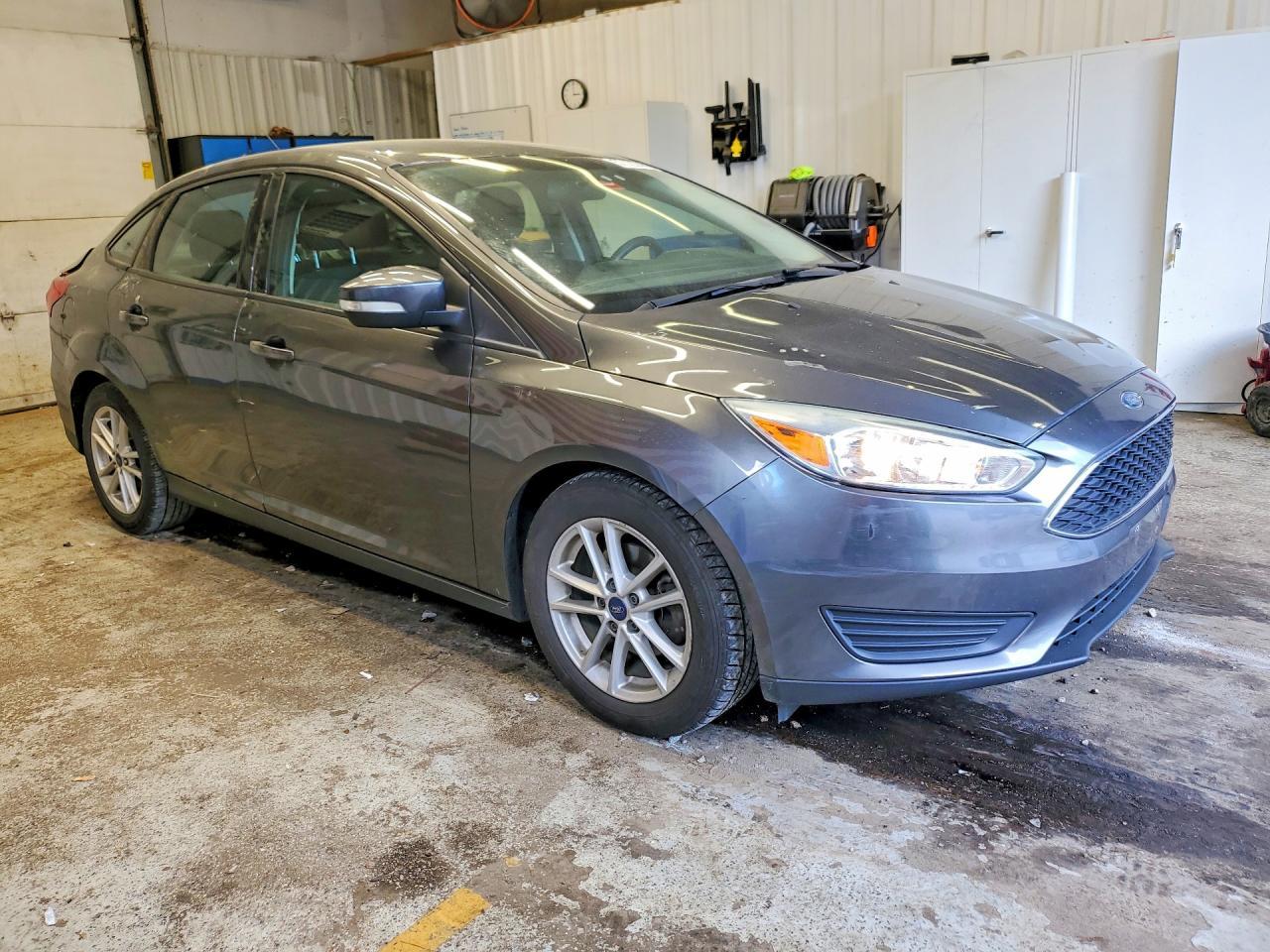 2016 Ford Focus Se - Image 4