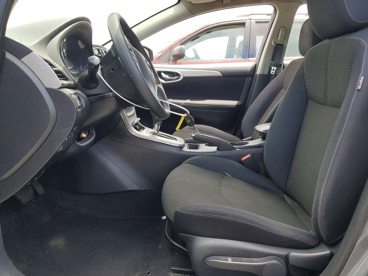 2015 Nissan Sentra S - Фото 7