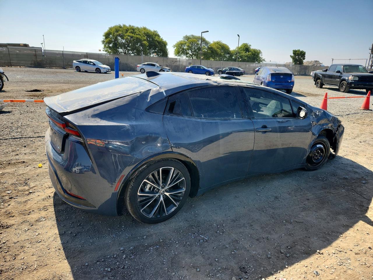 2026 Toyota Prius Xle - Фото 3