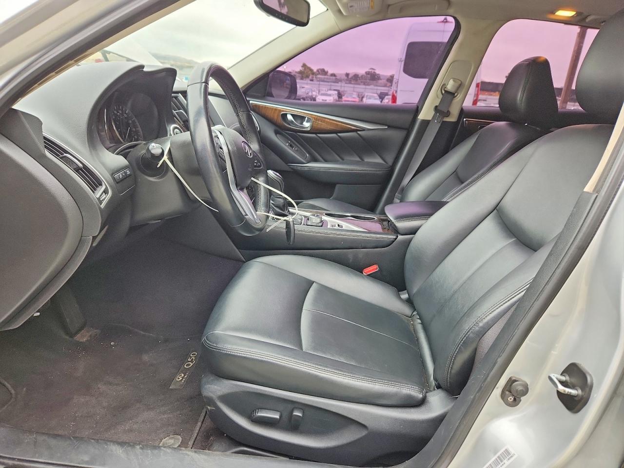 2019 Infiniti Q50 3.0T Luxe - Фото 7