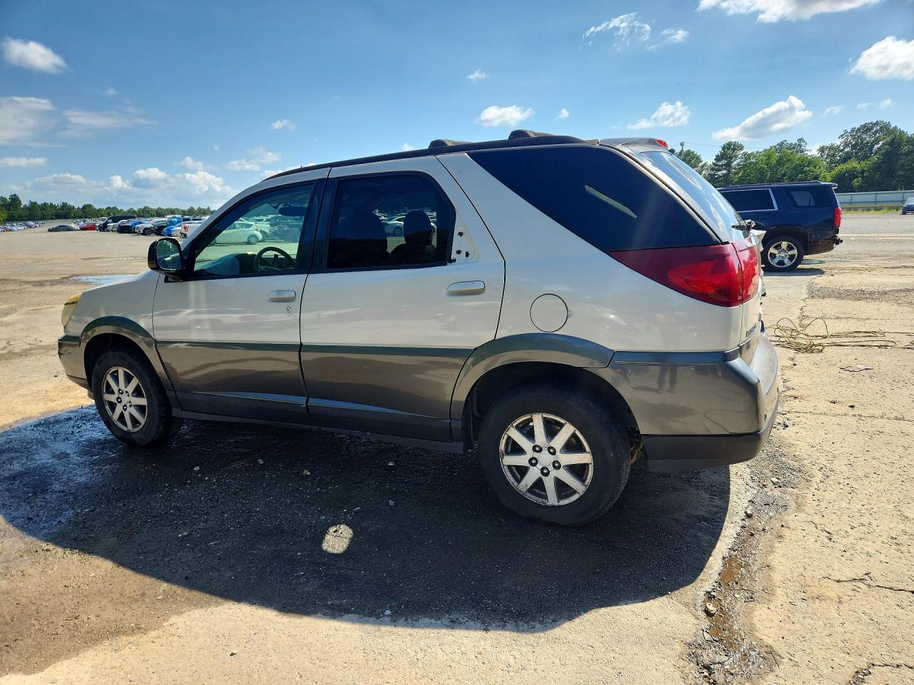 2004 Buick Rendezvous Cx - Image 2