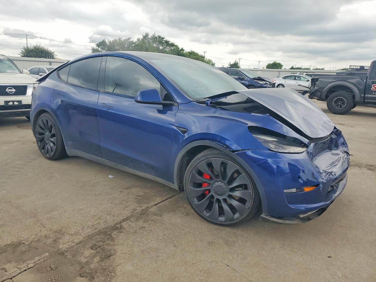 2022 Tesla Model Y - Фото 4