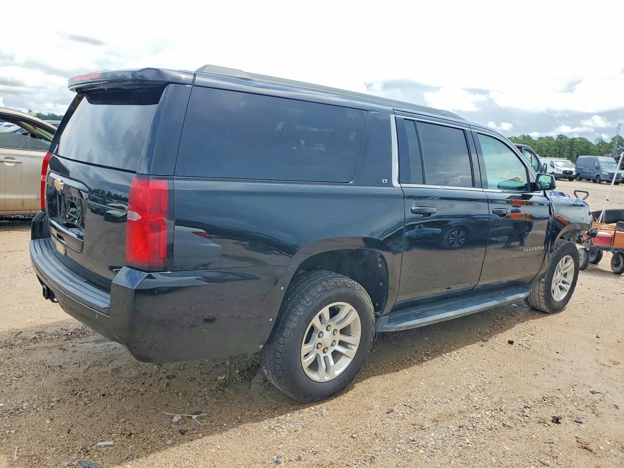 2019 Chevrolet Suburban K1500 Lt - Фото 3