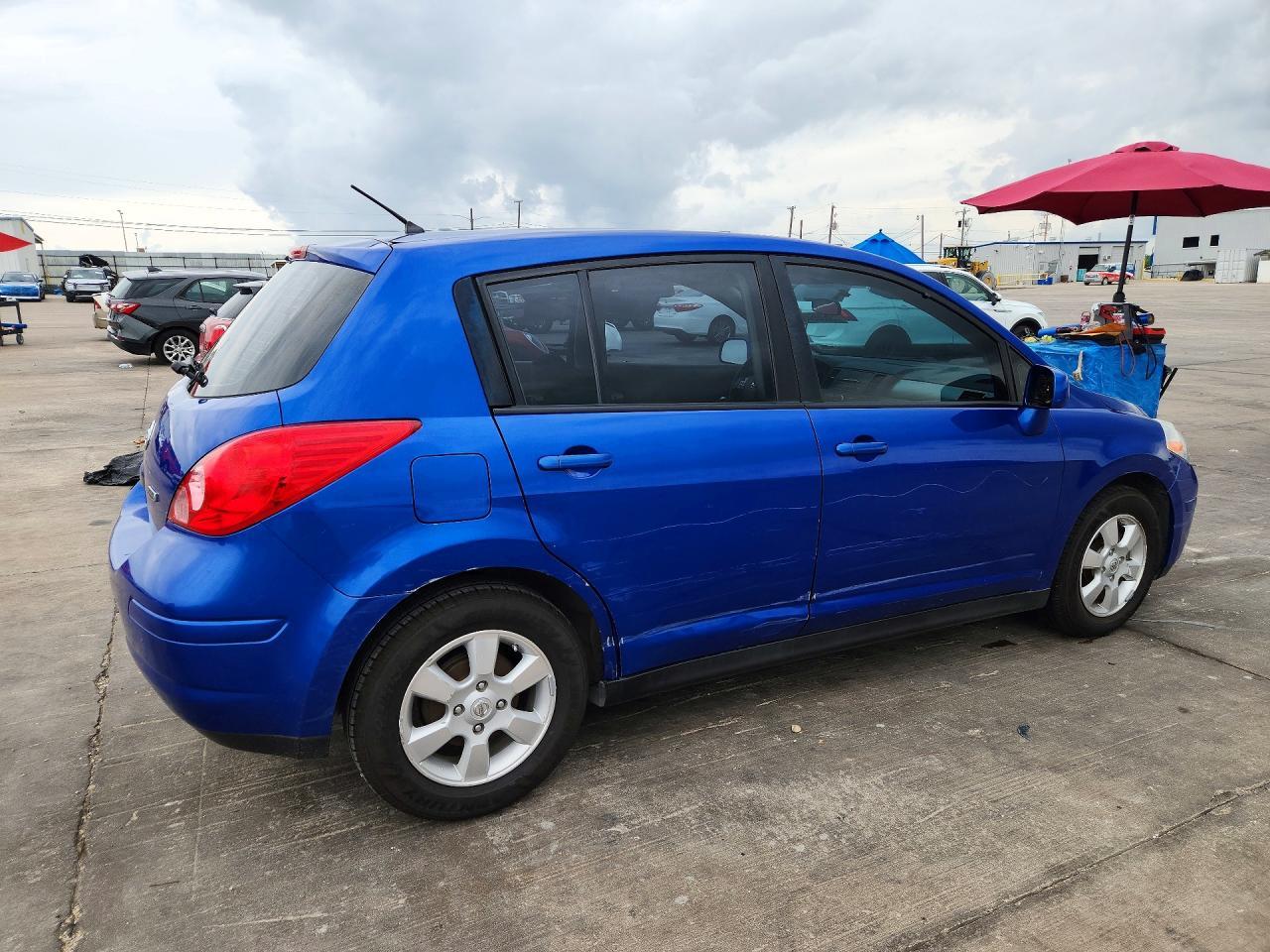 2012 Nissan Versa 1.8 S - Фото 3